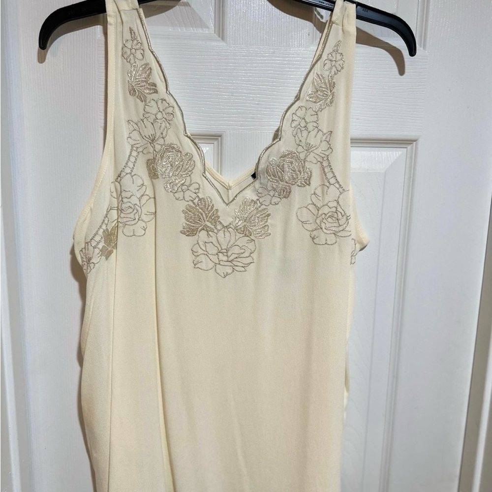 Daytrip Cream Top with beige Floral Embroidery